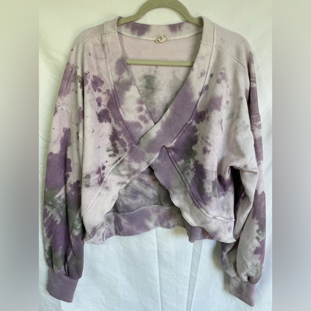 POL Twist Front Tie Dye Sweatshirt Cropped Pullover‎ Purple Small
